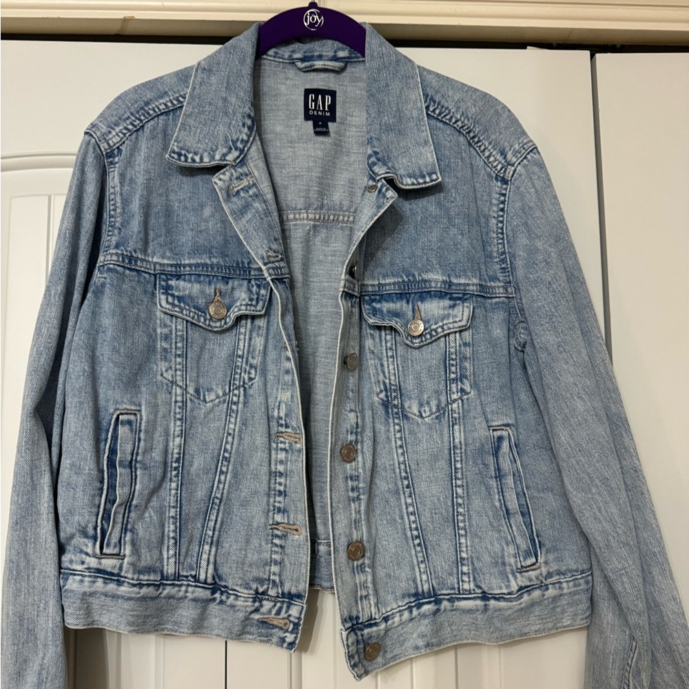 Gap cropped jeans jacket